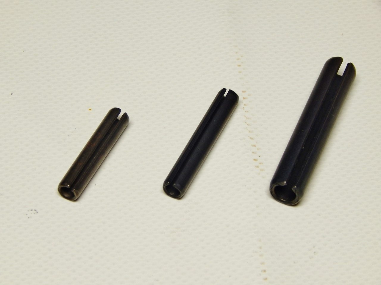 Replacement Roll Pins for Crank Handle - kym-industries